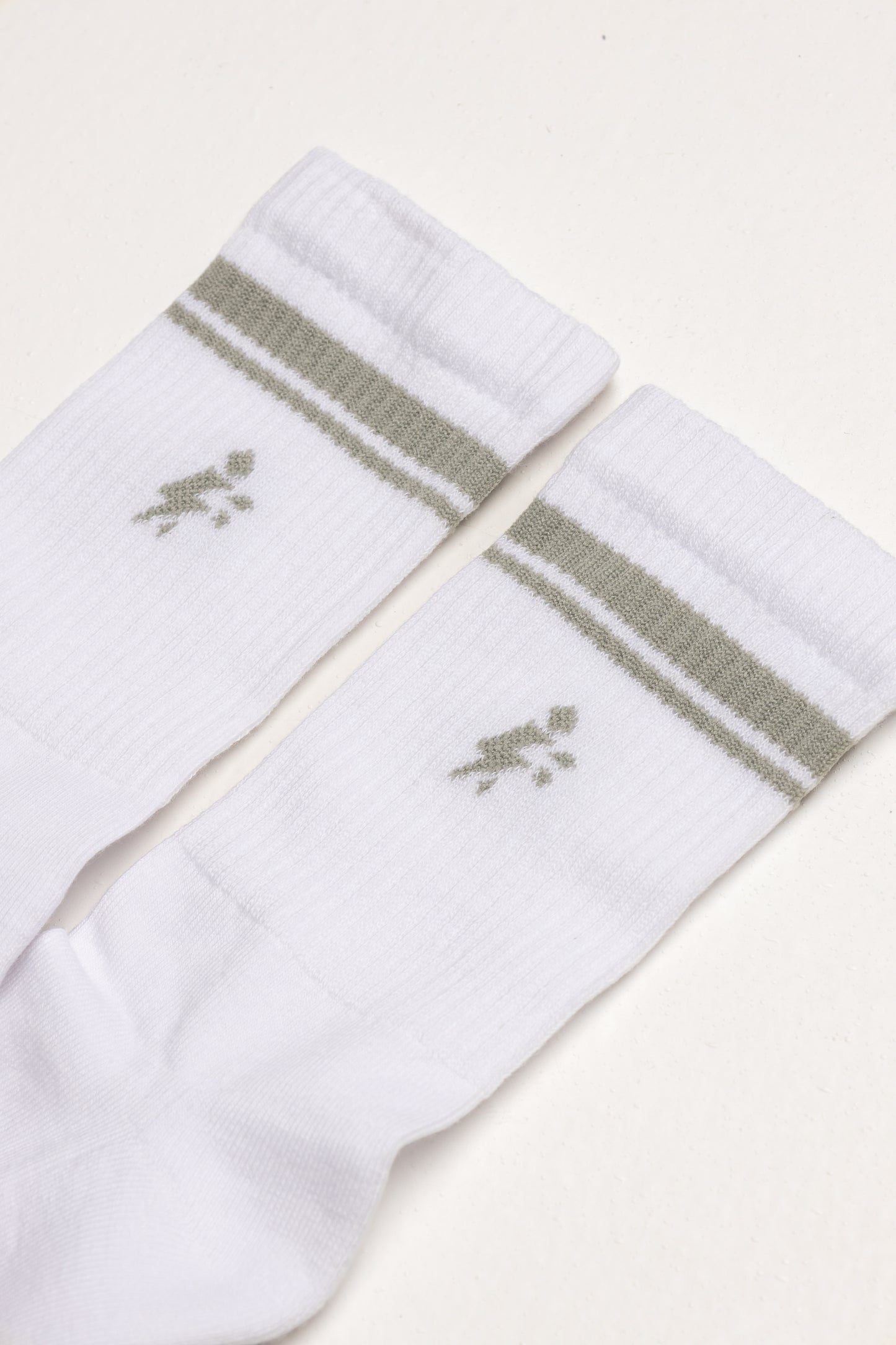 REGULAR SOCKS VERDE OLIVO