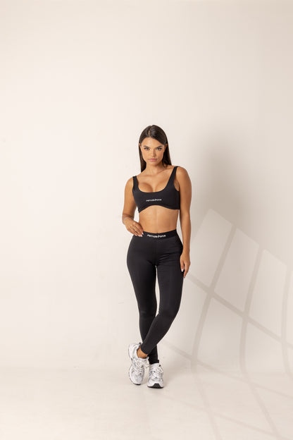 CURVE TOP & ESSENTIAL LEGGINGS